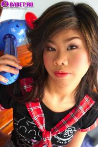 Модель Ploy Minyee мастурбирует пизду plmi0528.jpg