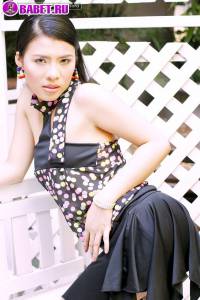 Фото обсалютно голой Roong Marisara roma0175.jpg