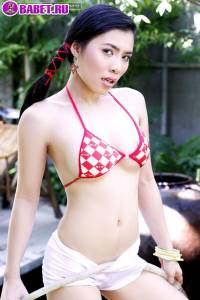 Эротические фото модели Roong Marisara roma0387.jpg