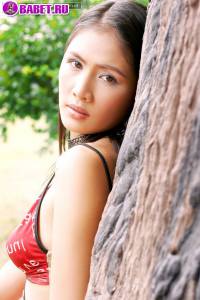 Откровенные НЮ фото модели Sara Tainwisat sata0423.jpg