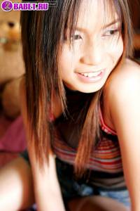 Ballon Barichat показывает свою волосатую пизду baba0146.jpg