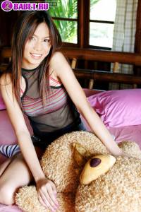 Ballon Barichat показывает свою волосатую пизду baba0104.jpg