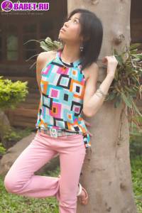 фосессии хардкор Bovi Ontida во дворе устроила разврат boon0504.jpg