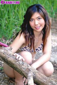 Ying Charintip отдыхает голой на природе yich20427.jpg