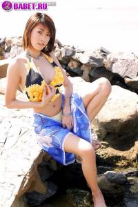 Chan Ching Ming разделась до гола на пляже chch0143.jpg