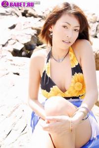 Chan Ching Ming разделась до гола на пляже chch0175.jpg