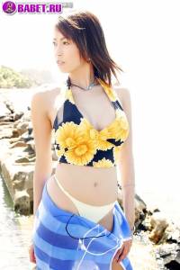 Chan Ching Ming разделась до гола на пляже chch0158.jpg