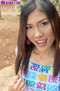 Cindy Kumolpis голая играет с шлангом cind0128.jpg