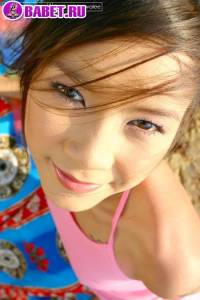 Cookie Wanwalee отдыхает голой на камнях cowa0512.jpg