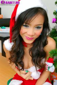 Cookie Wanwalee сексуальная снегурочка cowaxmas0519.jpg