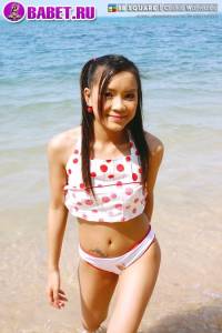 Cookie Wanwalee снимает свой купальник cowa0353.jpg