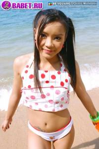 Cookie Wanwalee снимает свой купальник cowa0368.jpg