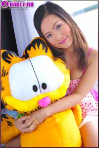 Emily Hook показывает свою писечку emho0660.jpg