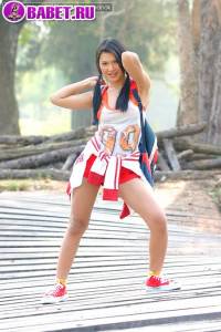 Fon Manaschanok устроила стриптиз foma0144.jpg