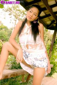 Смотреть на писю Guitar Anongratee guan0451.jpg