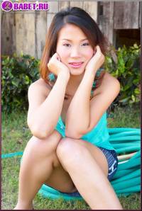 Hiroko Rumi стриптиз в саду hiru0274.jpg