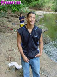 порно фото Гей дрочит свой писюн на бережку 1 fahj utb 98.jpg