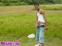 порно фото Голый парень на природе светит хуем 4 fahj utb 22.jpg