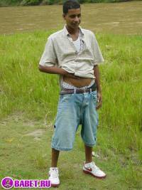 порно фото Голый парень на природе светит хуем 4 fahj utb 2.jpg