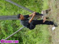 порно фото Дрочит хуй рядом с высоковольтной вышкой 5 fahj utb 95.jpg