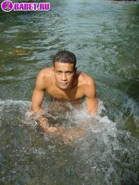 порно фото Красивый африканский гей 6 fahj utb 72.jpg