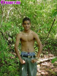 порно фото Красивый гей дрочит свой писюнчик 7 fahj utb 14.jpg