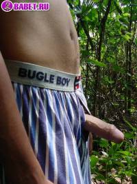 порно фото Красивый гей дрочит свой писюнчик 7 fahj utb 35.jpg