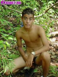 порно фото Красивый гей дрочит свой писюнчик 7 fahj utb 38.jpg