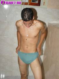 порно фото Парень дома дрочит член 1 afro gey 196.jpg