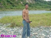 порно фото Парень моет в речке хуй и дрочит 4 afro gey 11.jpg