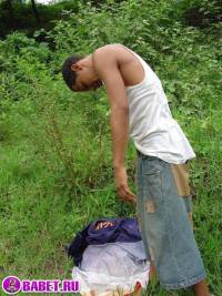 порно фото Парень приехал на природу чтобы подрочить 6 afro gey 20.jpg