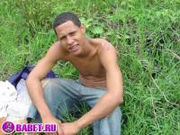 порно фото Парень приехал на природу чтобы подрочить 6 afro gey 38.jpg