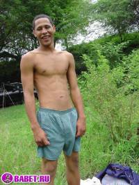 порно фото Парень приехал на природу чтобы подрочить 6 afro gey 58.jpg