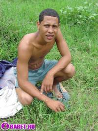 порно фото Парень приехал на природу чтобы подрочить 6 afro gey 72.jpg