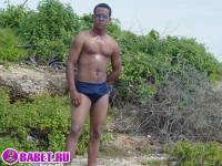 порно фото Приехал на берег моря чтобы подрочить 8 afro gey 27.jpg