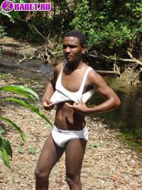 порно фото Скучный гей голый на реке 10 afro gey 102.jpg