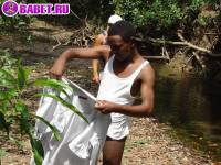 порно фото Скучный гей голый на реке 10 afro gey 104.jpg
