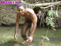 порно фото Скучный гей голый на реке 10 afro gey 38.jpg