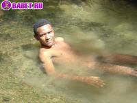 порно фото Скучный гей голый на реке 10 afro gey 45.jpg