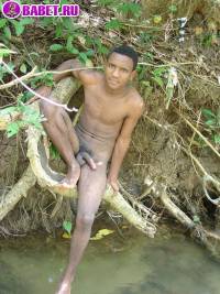 порно фото Скучный гей голый на реке 10 afro gey 87.jpg