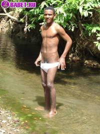 порно фото Скучный гей голый на реке 10 afro gey 94.jpg