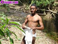 порно фото Скучный гей голый на реке 10 afro gey 99.jpg