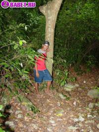 порно фото Красивый молодой гей голый на природе 2aza1.jpg