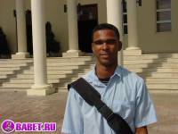 порно фото Молодой парника дрочит хуй у моря 3aza3.jpg