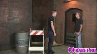 порно фото Геи трахаются в гараже axz4.jpg