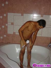 порно фото Эротика с парнем в душевой 92.jpg