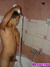 порно фото Эротика с парнем в душевой 93.jpg