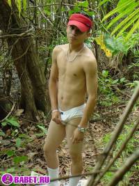 порно фото Молодой гей теребанит хуй 13.jpg