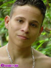 порно фото Молодой гей теребанит хуй 5.jpg