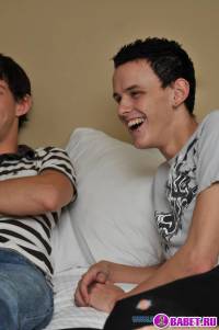порно фото Групповое порно 18 летних геев gey group sex-7.jpg